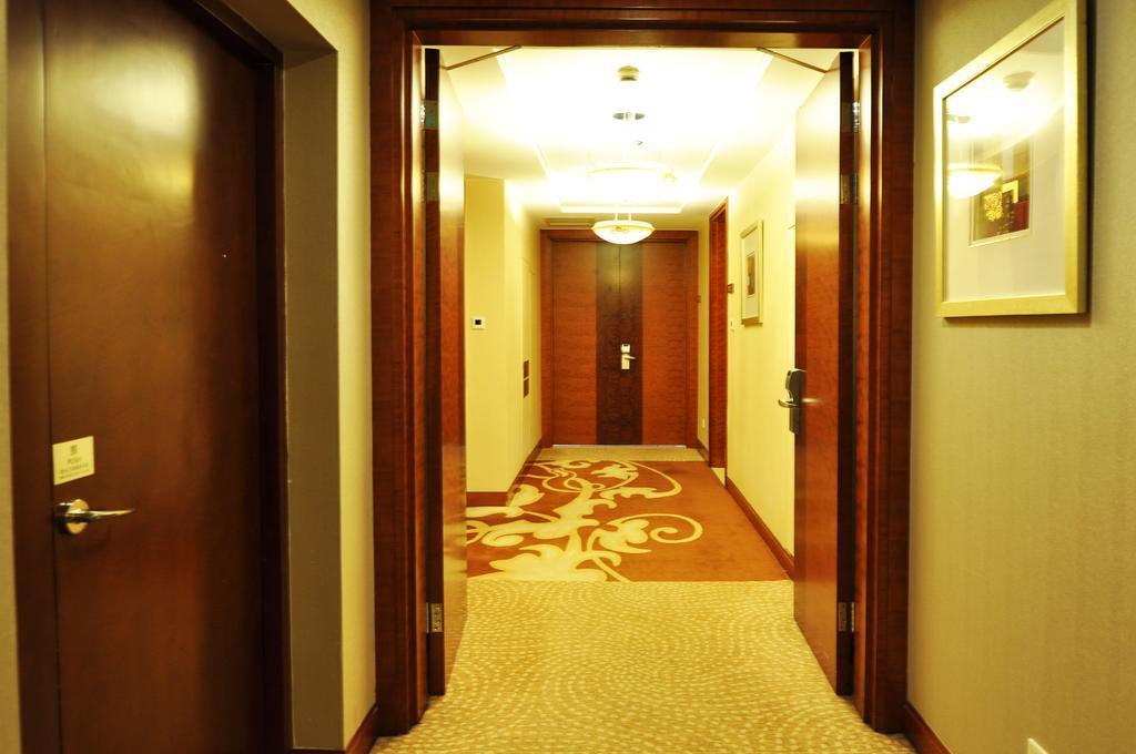 Howard Johnson Caida Plaza Shanghaj Zewnętrze zdjęcie